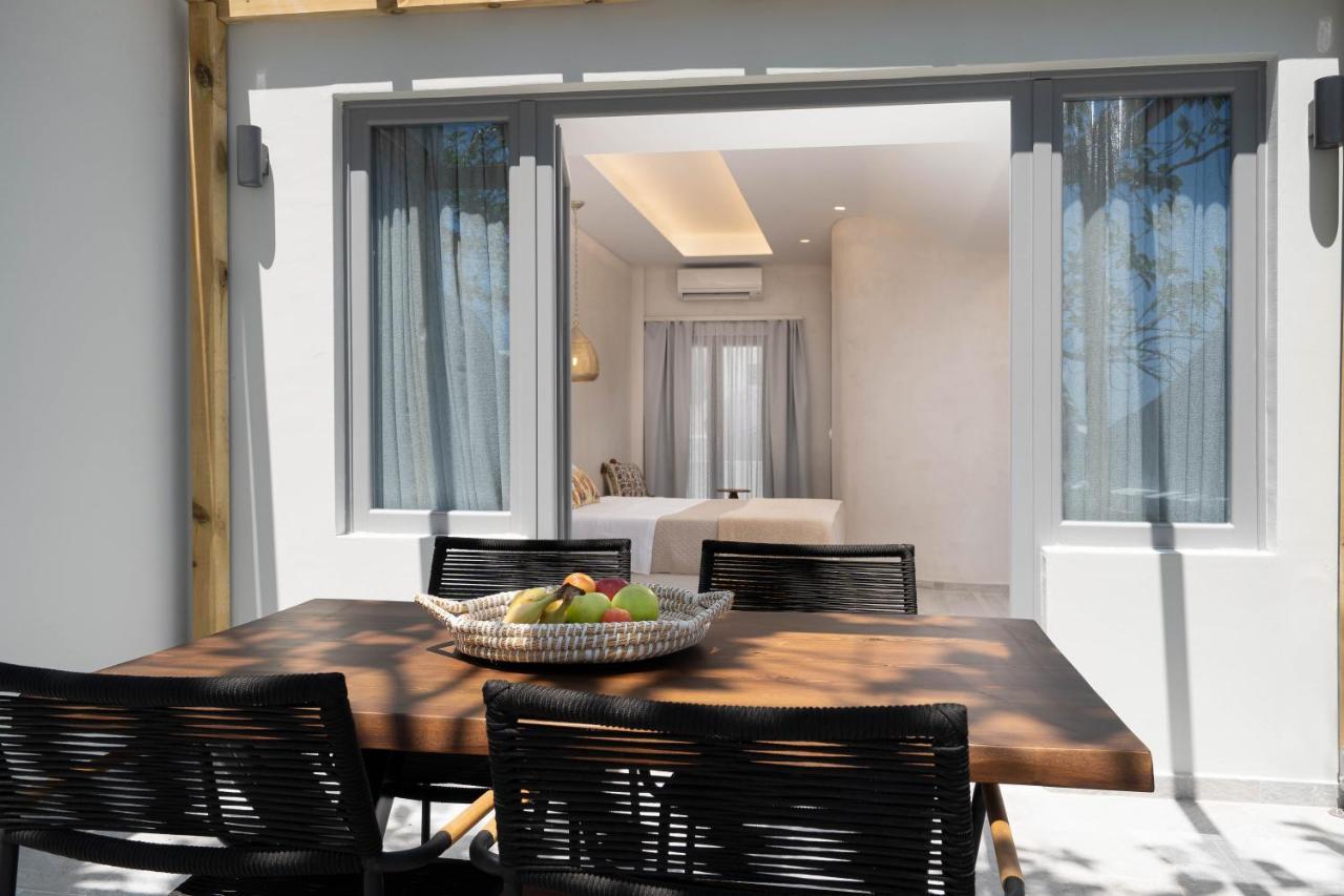Thousand Stars Suites&rooms Апарт-отель Камари